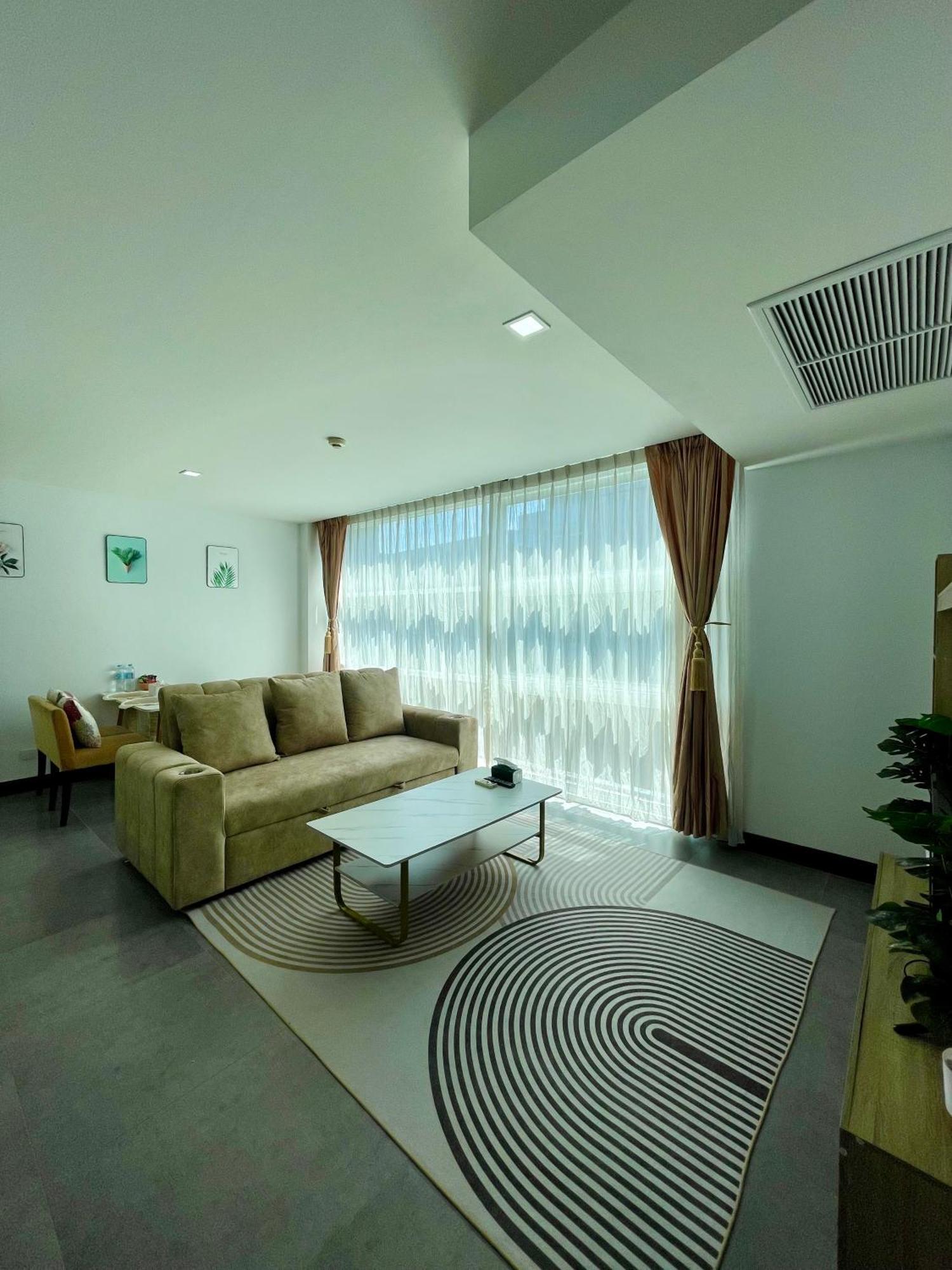 The Kris 2 Bedrooms 2 Bathrooms Apartment *