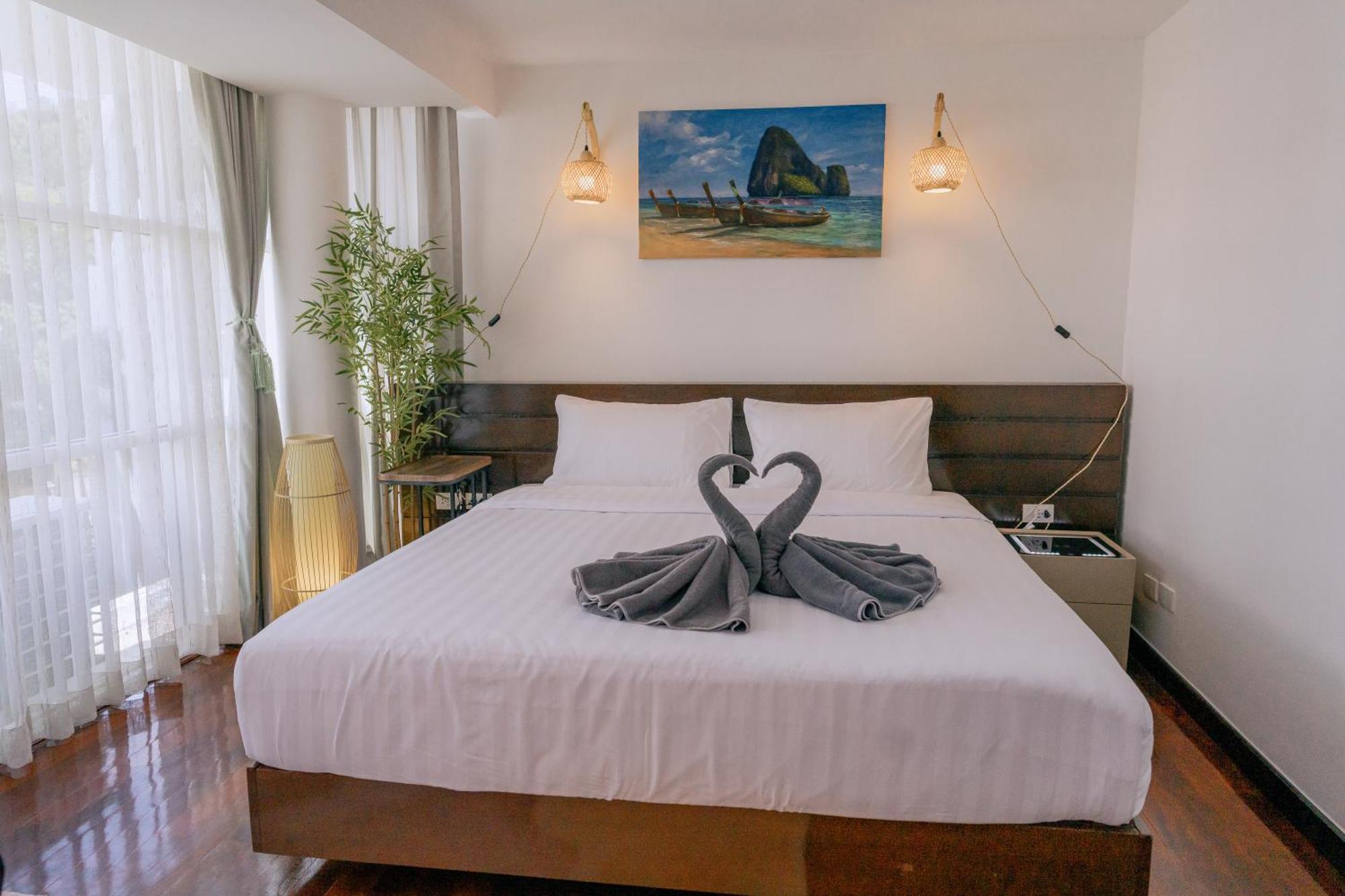 The Kris 2 Bedrooms 2 Bathrooms Apartment Patong