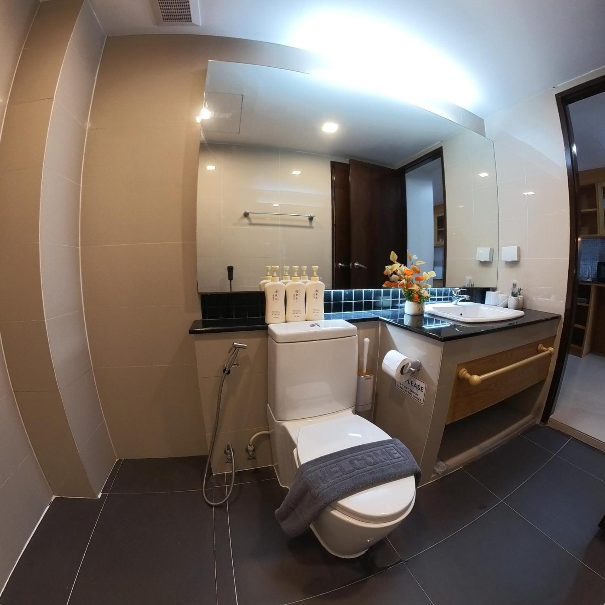 Apartment The Kris 2 Bedrooms 2 Bathrooms *